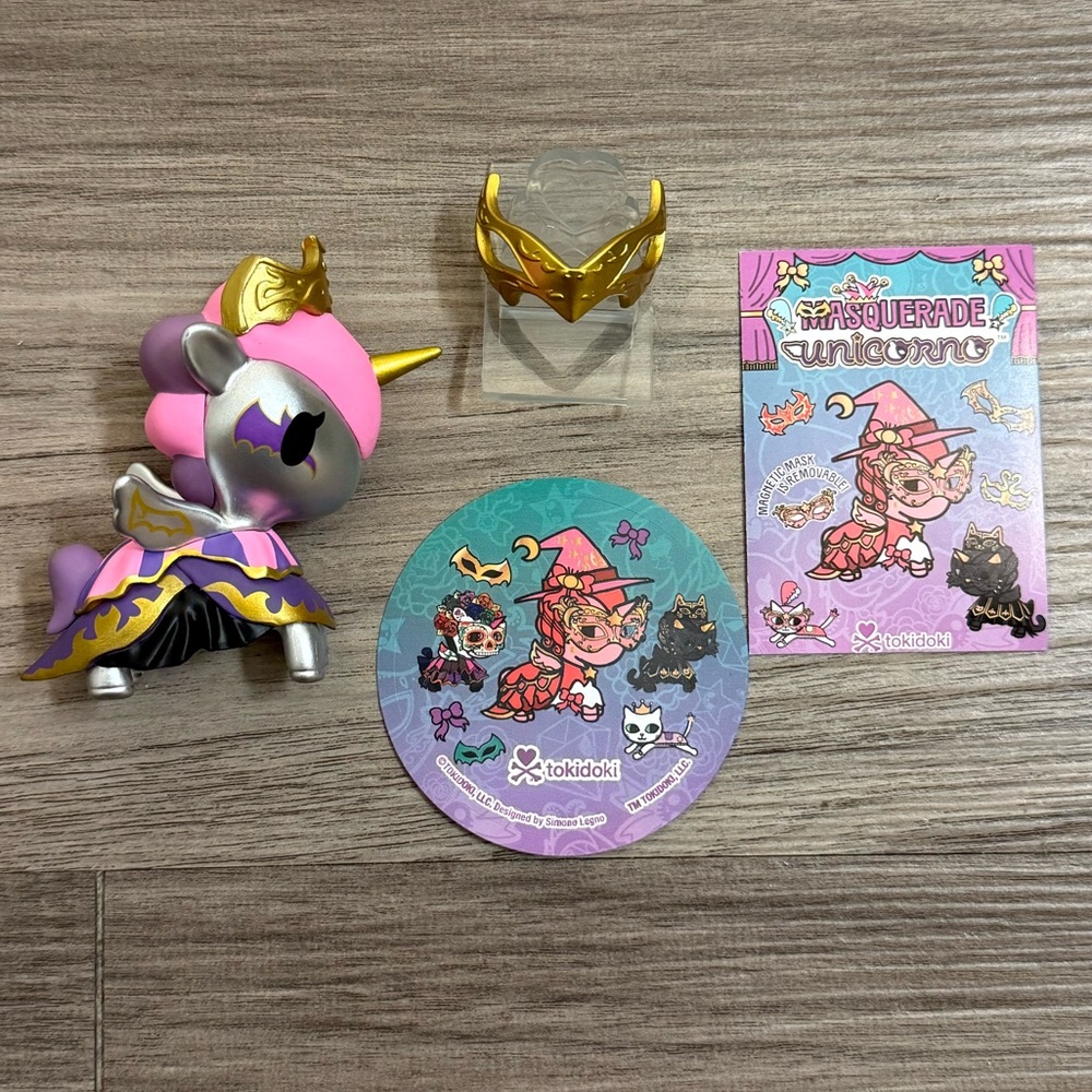 Tokidoki Masquerade Unicorno Golden Echo